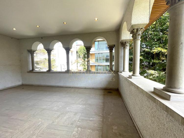 4 rooms ***203 SQM useful*** / 38 SQM terrace + garage / Primaverii - 14