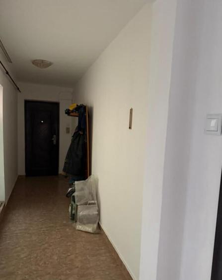Apartament 3 camere, 70,4 mp, zona Calea Bucure?ti - 2