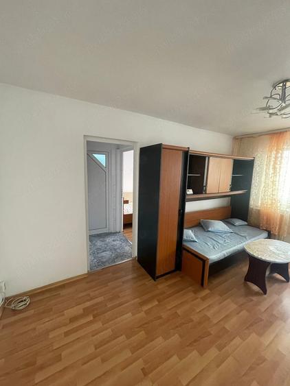 Inchiriez apartament 3 camere zona ostroveni - 8