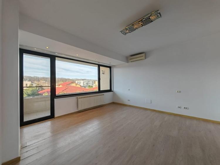 Apartament foarte spațios lângă Pădurea Băneasa | Spații de depozitare | Parcare - 8