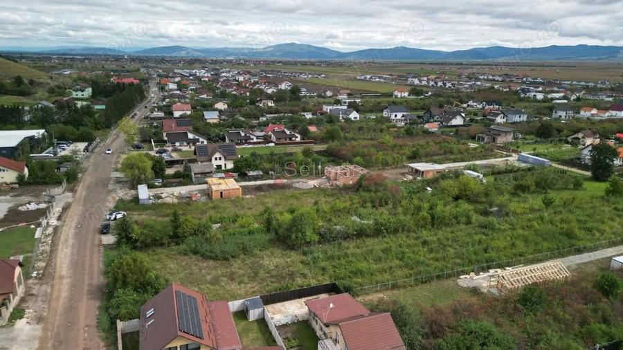 Teren intravilan - 3