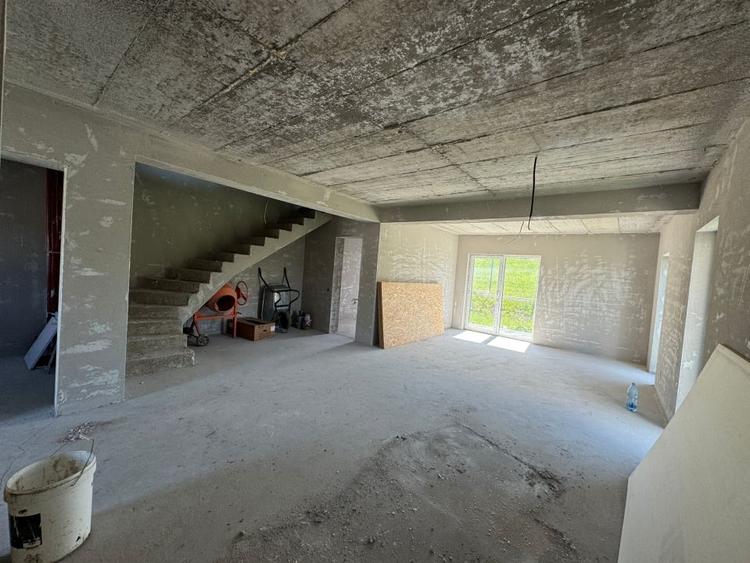 Duplex construit la standarde inalte de calitate la intrare in Corusu - 10