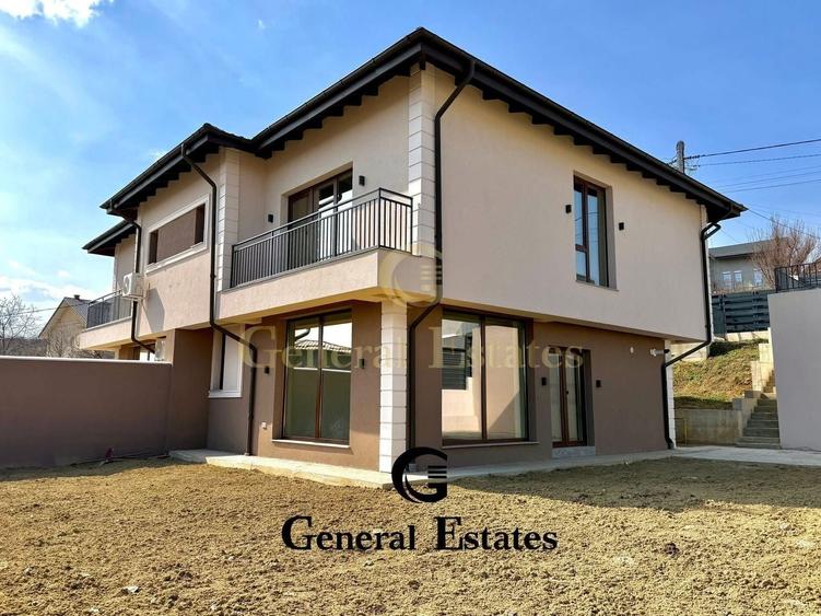 Vilă tip duplex de vânzare | Zona Cetățuia | 390 mp teren | 4 camere - 1