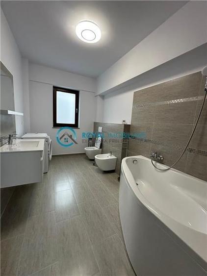 Royal Imobiliare - Inchiriere apartament 3 camere zona Albert - 16