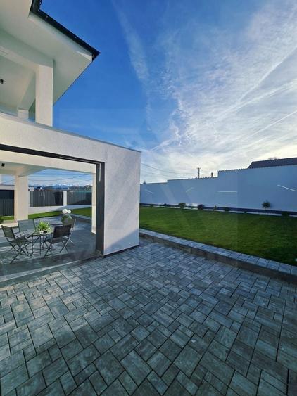 Casa exclusivista individuala echipata premium si teren 500 mp in Daia - 2