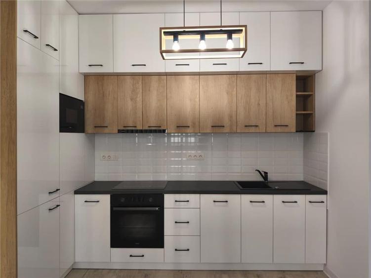 Apartament Ultra Central Bloc Nou Parcare Inclusa - 4