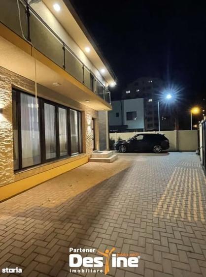 Vila de lux ultrafinisata, 4 camere, Cartierul Latin - 14