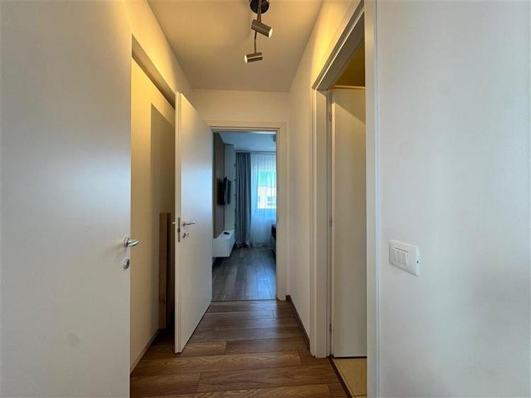 Apartament 3 camere, terasa 47 mp, zona Tractorul, Brasov - 7