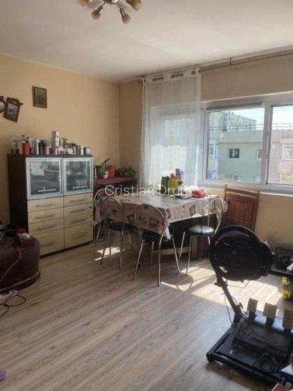 Apartament 3 camere Fizicienilor Apartament 3 camere Fizicienilor
