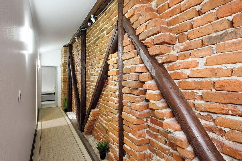 Proximitate imediata fata de Castelul Bran - 49