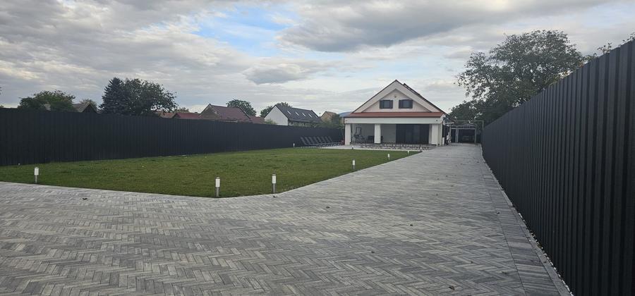 Vila moderna cu piscina in Prejmer - Comision 0% - Cod Intern 2933 - 2