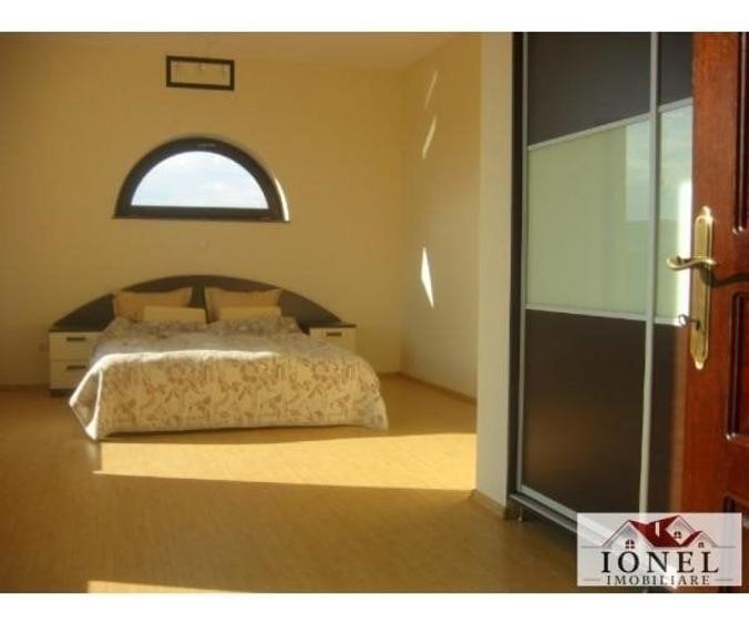 Vila de vanzare in Alba Iulia -2650 mp teren - 7