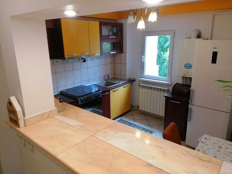 Apartament 2 camere decomandat CUG-Biserica Alba ! Etaj 2/4 ! - 4