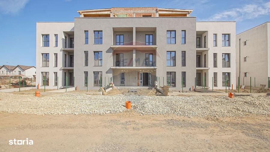 Comision 0% | Garsoniera cu gradina inclusa 39 mp utili Sanpetru - 2