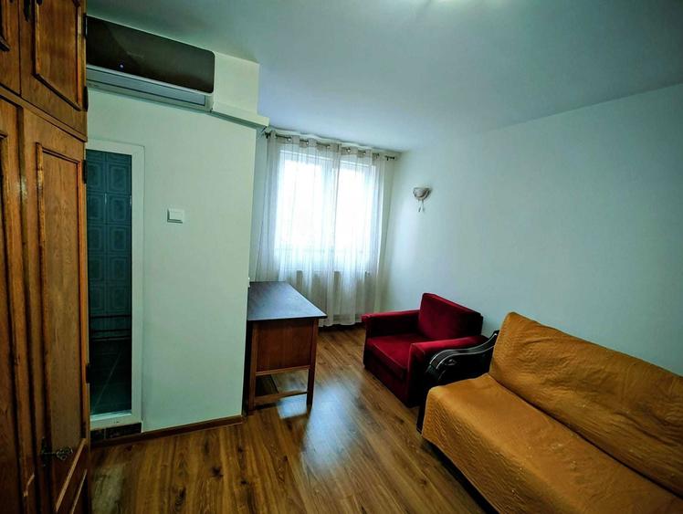 Vand 2 garsoniere unite, renovate, centrala proprie - 5