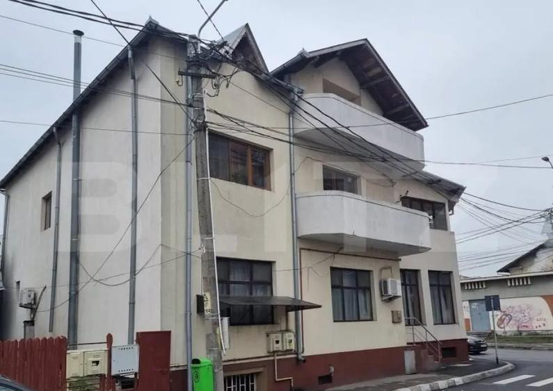 Casa/Vila suprafata utila 547mp, P + Etaj, Zona Central - 7