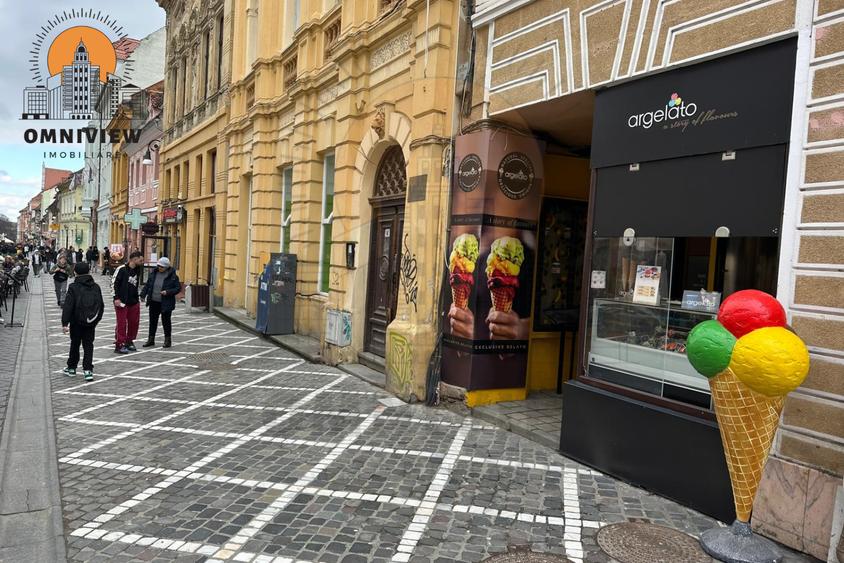 Apartament 3 camere – Strada Republicii, Centrul Istoric Brașov - 1
