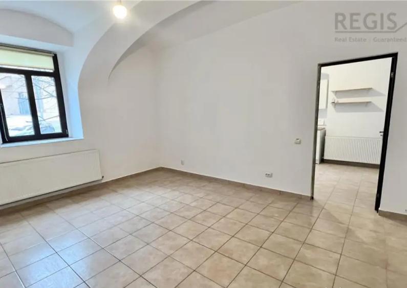 Spatiu comercial de in centrul Brasovului - 3