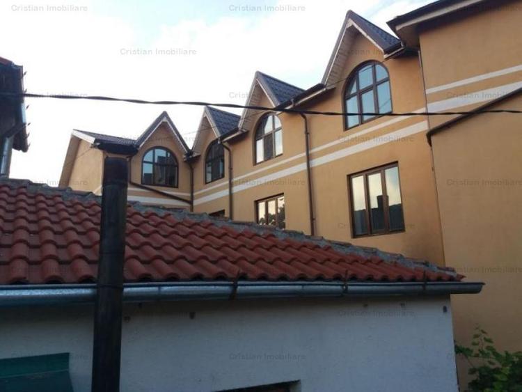 Vila D+P+1+M, zona Centru Istoric - 1