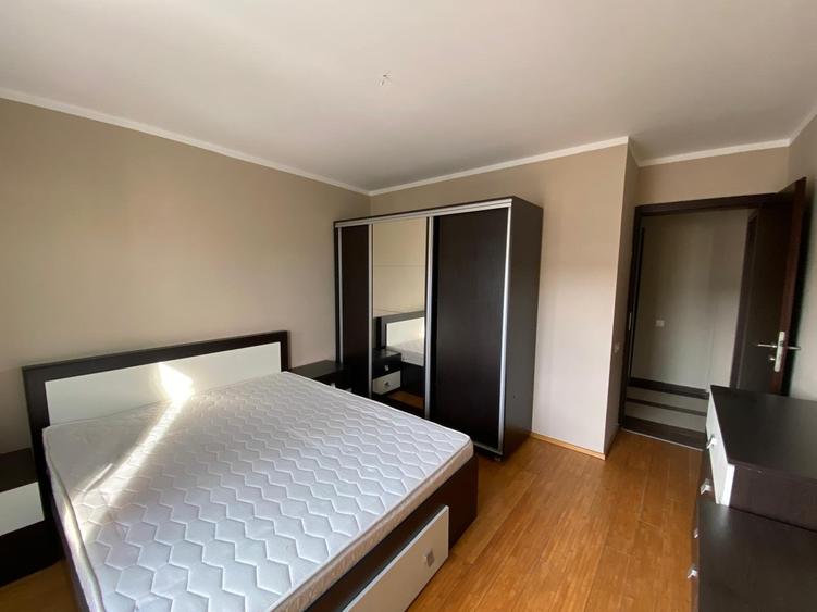 Bulevardul Decebal - 8