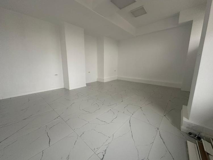 Spatiu comercial, 36 mp, cartier Centru, zona Teatrul Marin Sorescu - 1