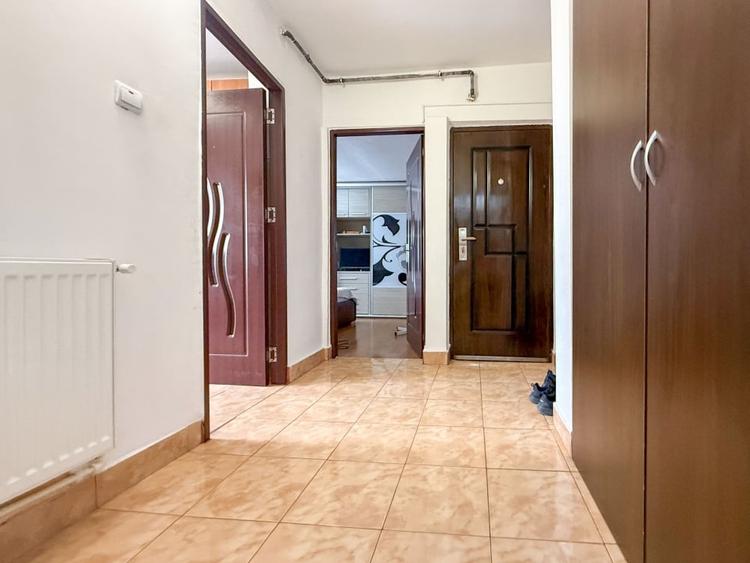 Apartament 2 camere decomandat zona Eden, loc de parcare + centrala - 4