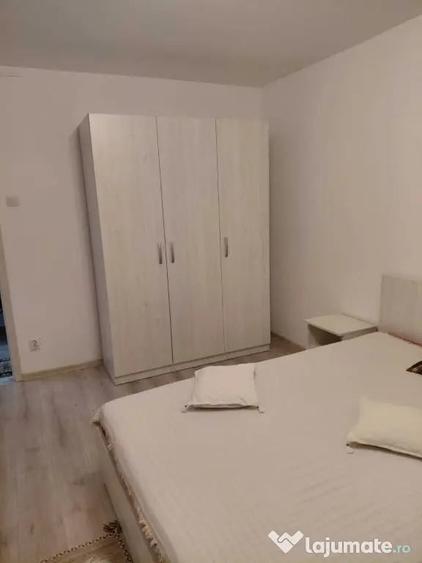 Muncii baba novac etaj 10 - 2