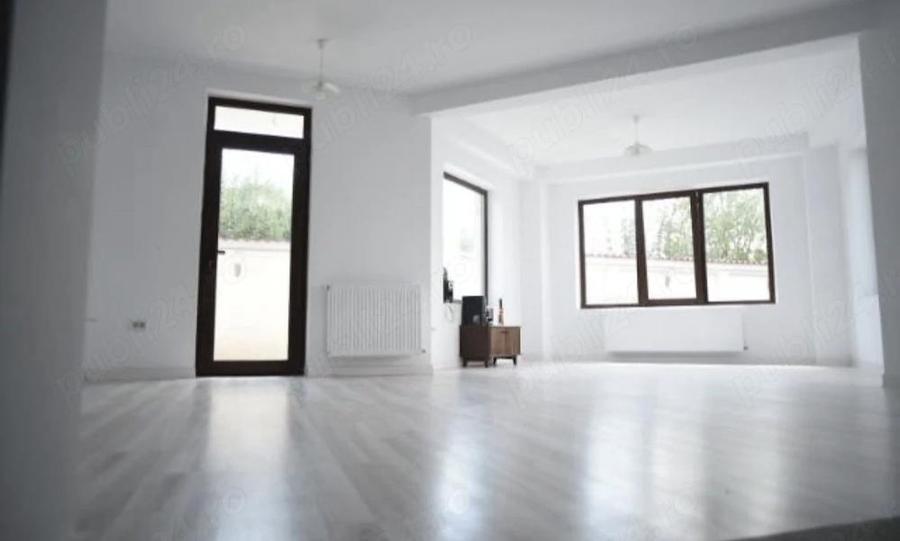 Casa de vanzare in Lumina - 5