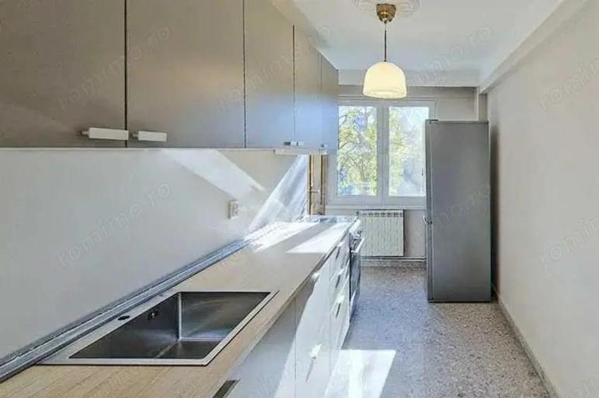 Central - Inchiriere apartament 3 camere - Str. Tudor Vladimirescu - 1