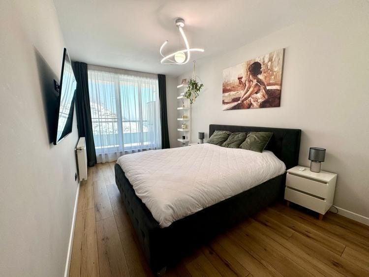 Apartament cu 2 camere decomandat în Central