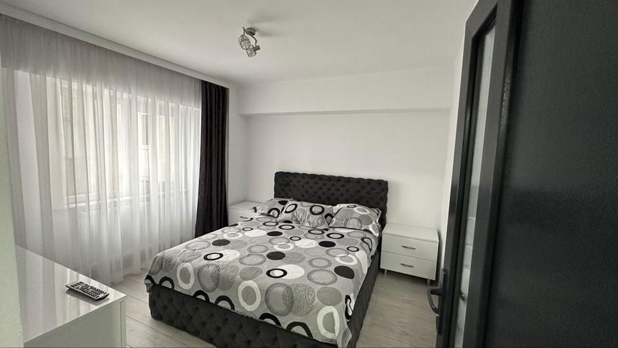 Apartament mondern (+garaj) - 3 camere decomandate, etajul 6/8 - 3