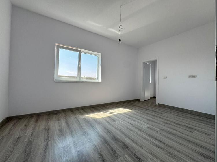 Duplex pe parter cu 3 camere 112.000 - 7