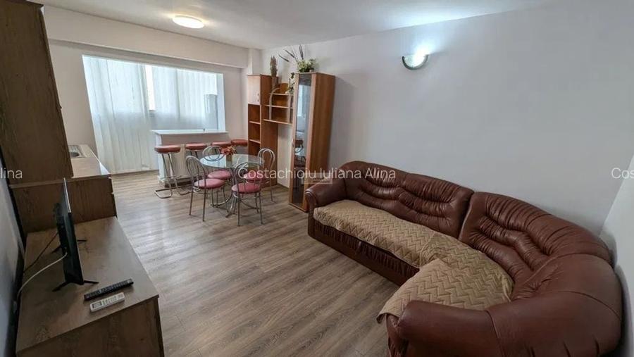 Apartament 2 camere transformat in 3 camere/et 2/8 /Scoala 10 Apartament 2 camere transformat in 3 camere/et 2/8 /Scoala 10