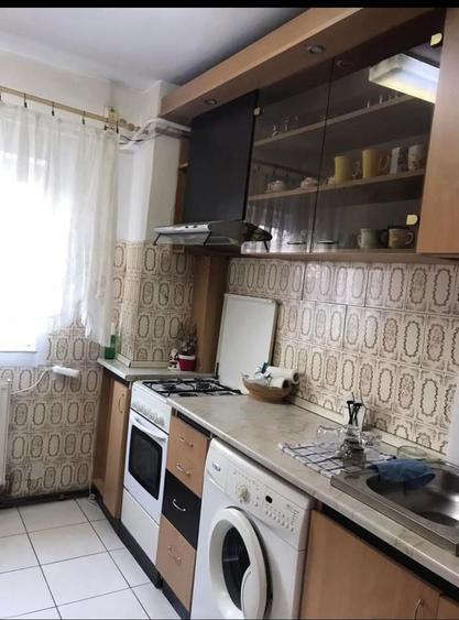 Inchiriez apartament 3 camere, Zimbru , Iasi , etaj 6/10. - 5
