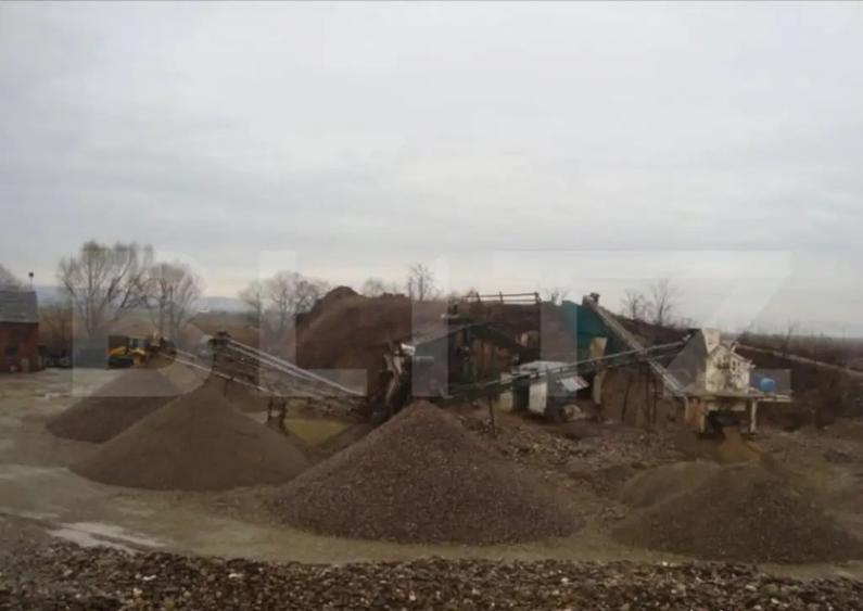 Balastiera functionala,utilaje,hala,6 hectare de teren,zona - 6