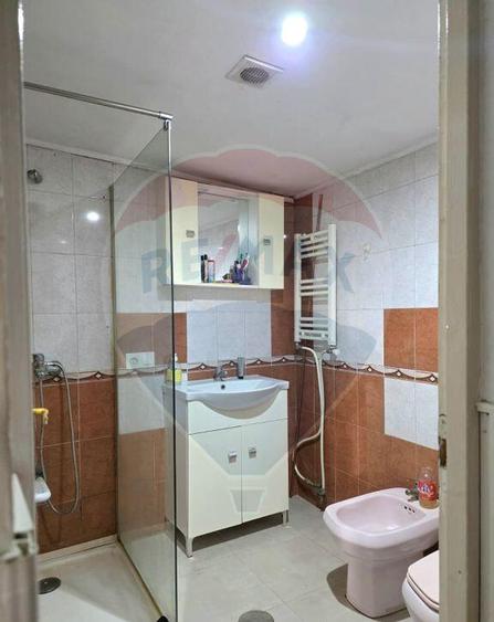 Casa tip duplex de vanzare Vitrometan, str. Barsei - 11