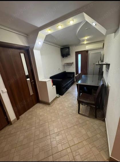 Vand apart. 2 camere Ostroveni , et 4 din 5 , 2 balcoane . - 2