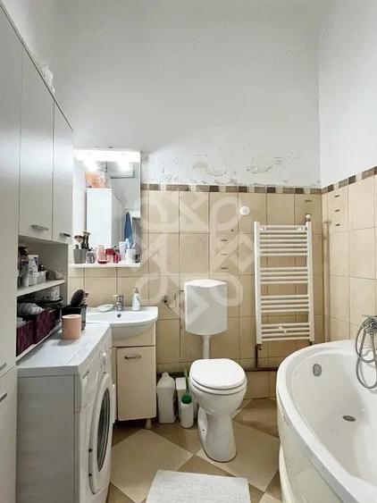 Casa cu 4 camere de vanzare in zona centrala din Oradea - 5