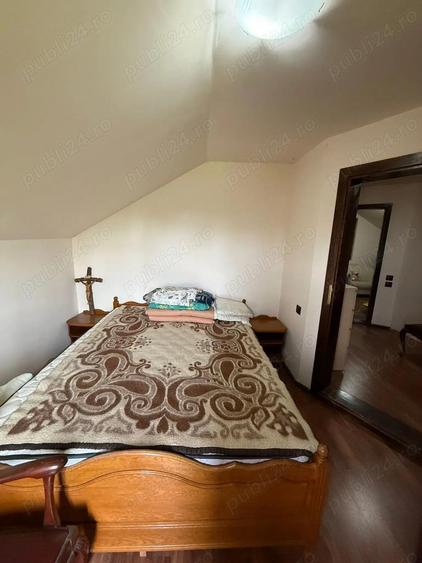 Casa de locuit sau de vacanta in Cornetu. - 14