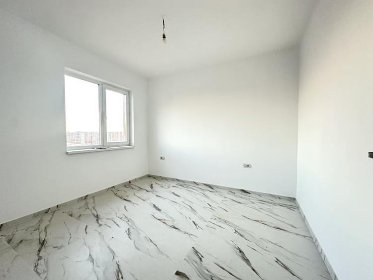 Duplex spatios, 5 camere, 355 mp teren,  127 mp utili - Sanandrei - 8