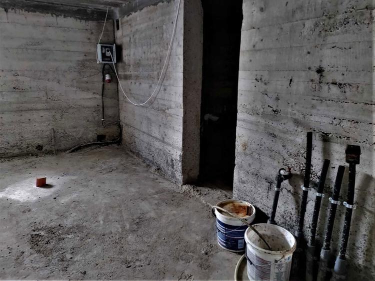 Vand/schimb imobil 1270 mp SC, teren 1945 sau 12600 mp, utilitati,CF - 4