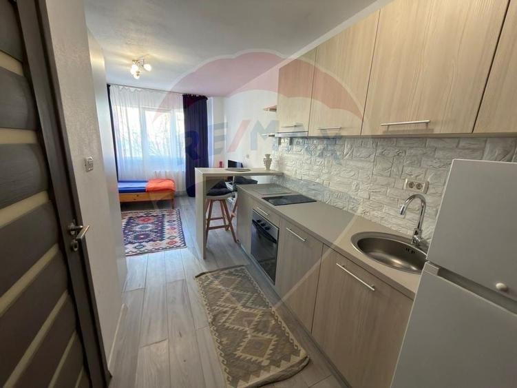 Garsoniera modernă în zona UTA - 3