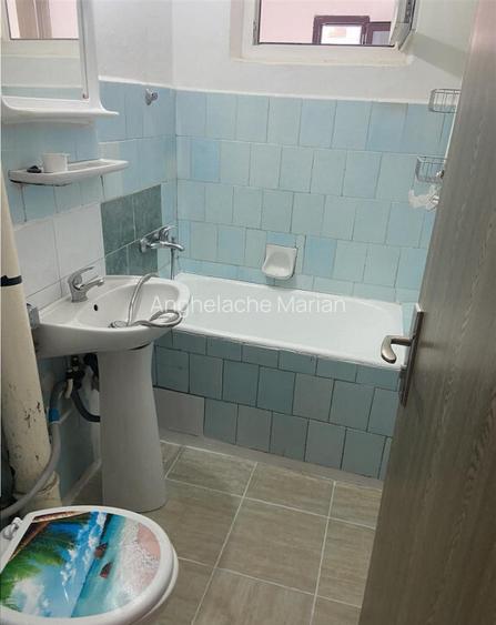 Garsoniera de inchiriat , cartier Sud , decomandata 37 mp ,