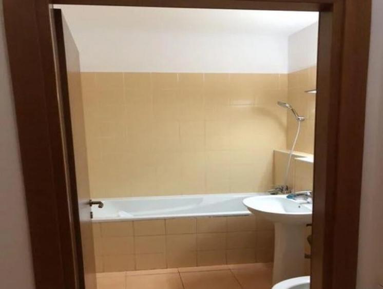 2 camere in zona Circumvalatiunii - 8