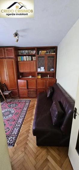 De vanzare ap 3 cam cf 1 zona Centrala .necesita renovare - 4