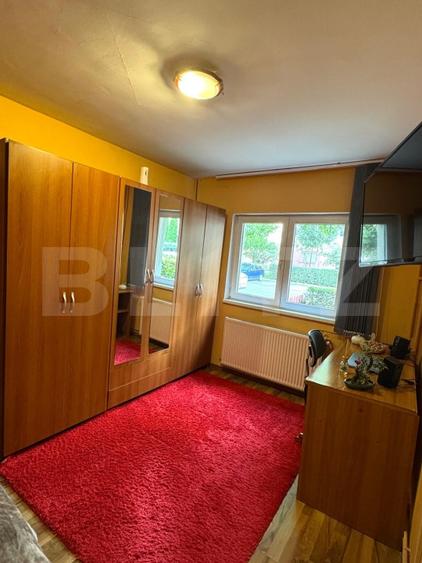 Apartament de vanzare, cu 2 camere, decomandat, zona Bartolomeu - 2