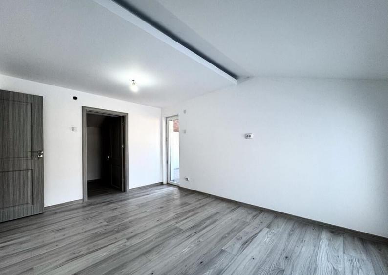 Casa super spatioasa de 4 camere, 131 mp, in zona lini? - 16