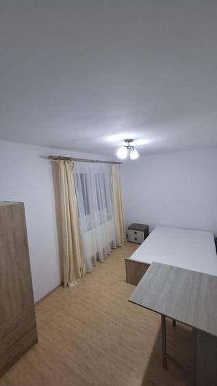 Spitalul Judetean | 3 Camere | Etaj 1 | Bloc izolat | - 3