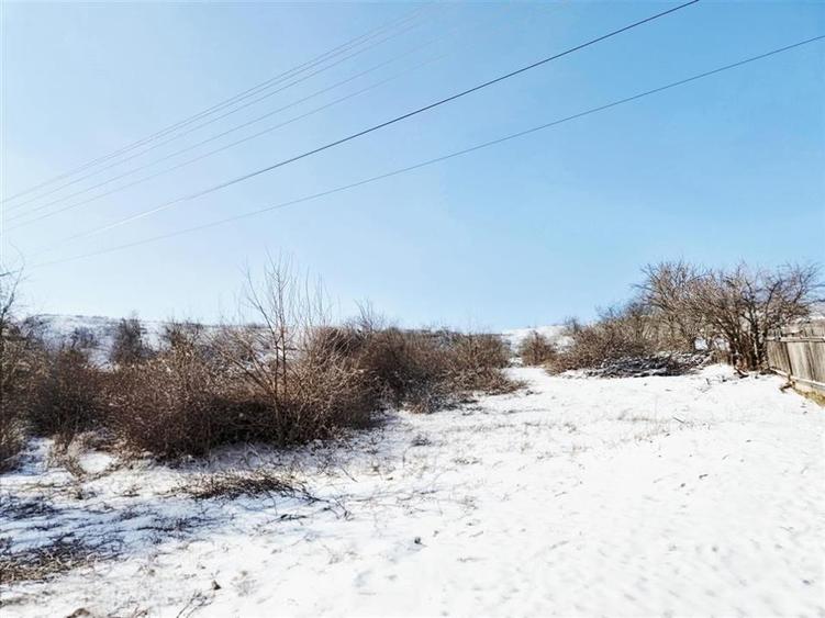 Teren intravilan pentru casa - 1