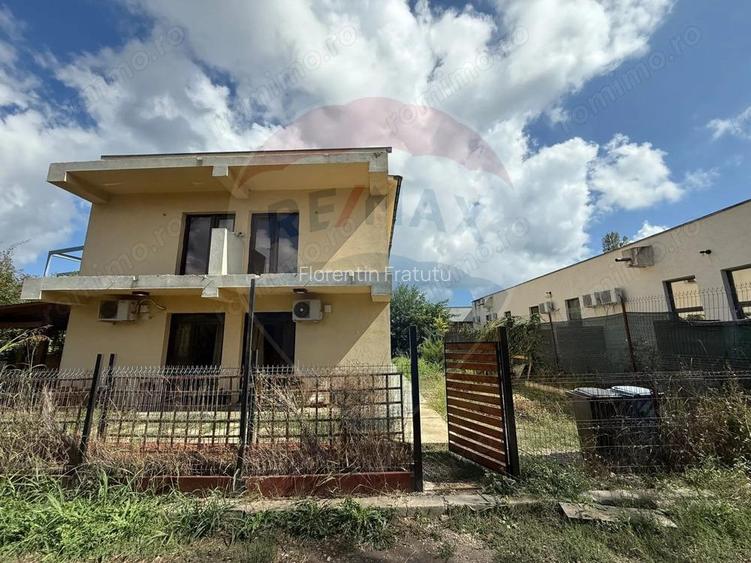 Casa de vanzare in Eforie Sud la 50m de plaja